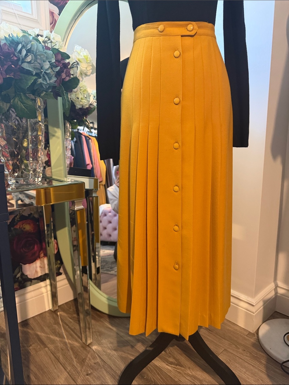 High-Waist Mustard Button-Front Pleated Midi Skirt